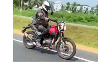 Royal Enfield Scram 411 spied testing.