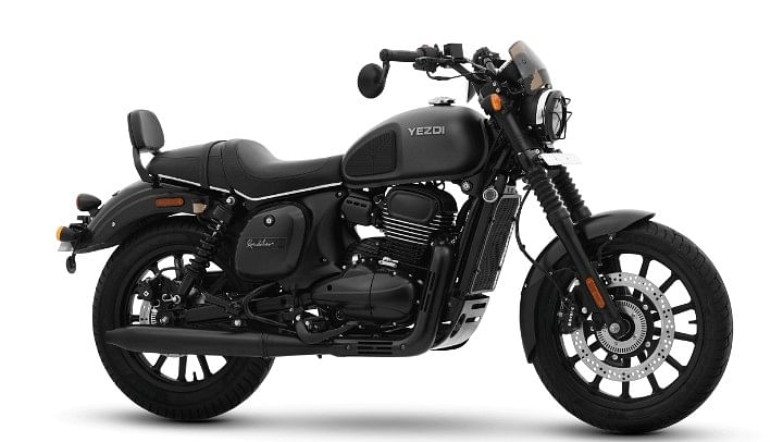 Yezdi Roadster vs Royal Enfield Classic 350 - Spec Sheet Comparison