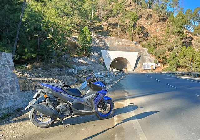 Yamaha Aerox 155 Review