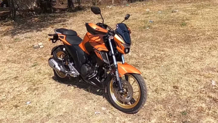 See What 2022 Yamaha FZS 25 New Colour Looks Like In Real Life! See What 2022 Yamaha FZS 25 New Colour Looks Like In Real Life!