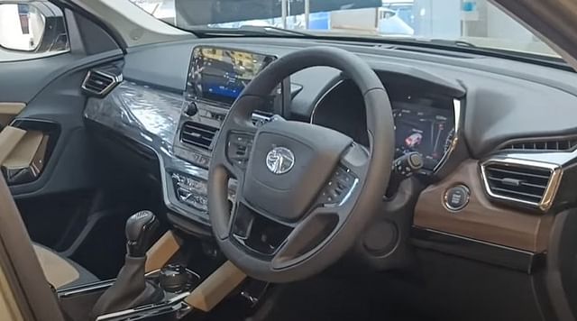 Harrier interiors