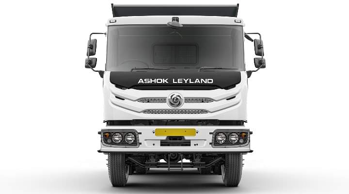 Indias First 9-Speed AMT Tipper Is Here - Ashok Leyland AVTR 2825