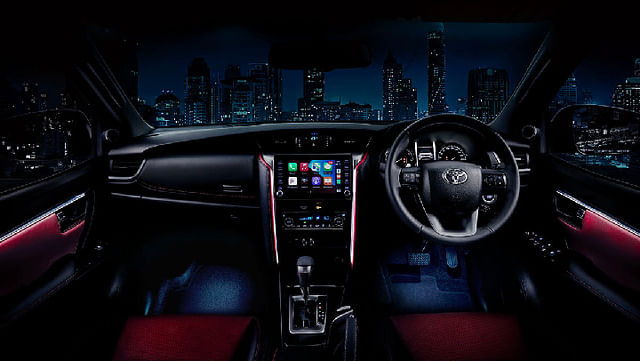 Toyota Fortuner Commander