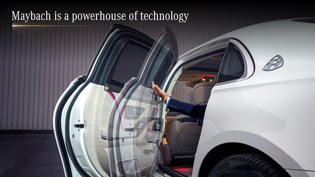 2022 Mercedes-Maybach Rear electric comfort doors