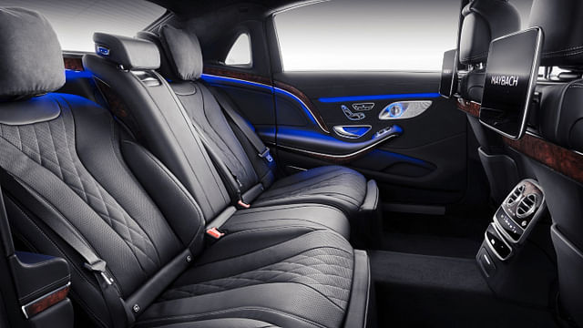 Adaptive Rear Interior Lighting