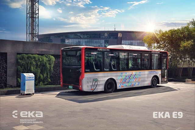 EKA E9 electric bus rear profile