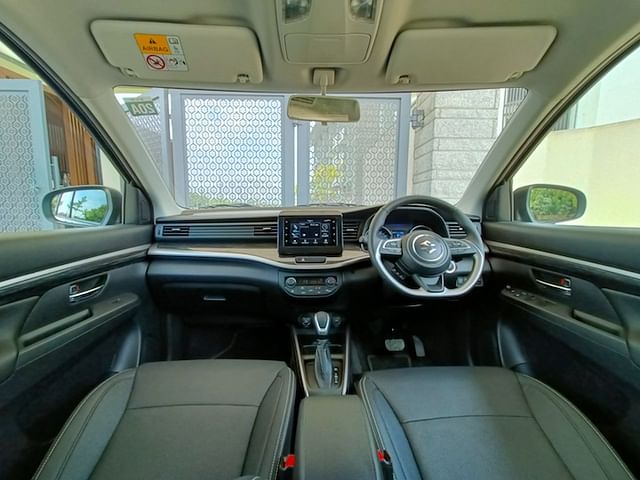 2022 maruti xl6 alpha interior