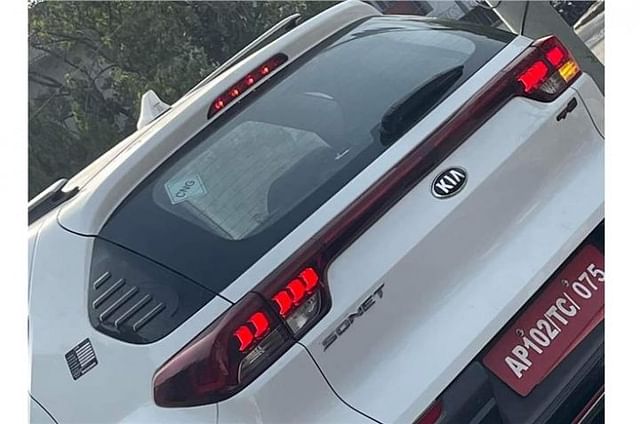 Kia Sonet CNG vs Maruti Brezza CNG