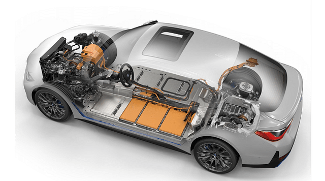 BMW i4
