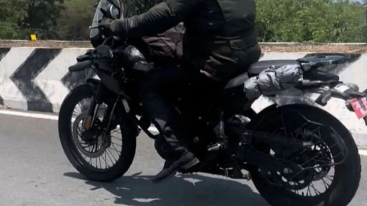 2022 Royal Enfield Himalayan 450 Spied Testing Again - New Details Emerge 2022 Royal Enfield Himalayan 450 Spied Testing Again - New Details Emerge