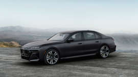 2022 BMW 7-Series Limousine Breaks Cover: Bigger, Better, Luxurious Than Ever!