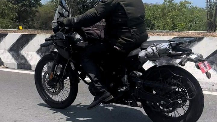 2022 Royal Enfield Himalayan 450 Spied Testing, Shows Exhaust Design - See Here