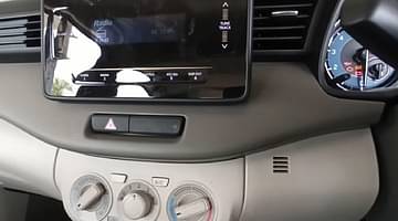 Ertiga VXI Infotainment