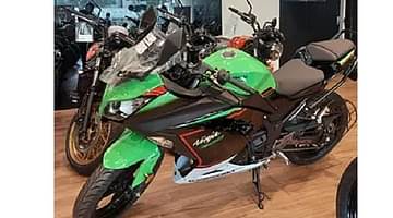 Kawasaki Ninja 300