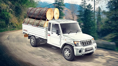 Mahindra & Mahindra Continues To Rule Small Commercial Vehicle Sales; Sells 1,70,682 Units!
