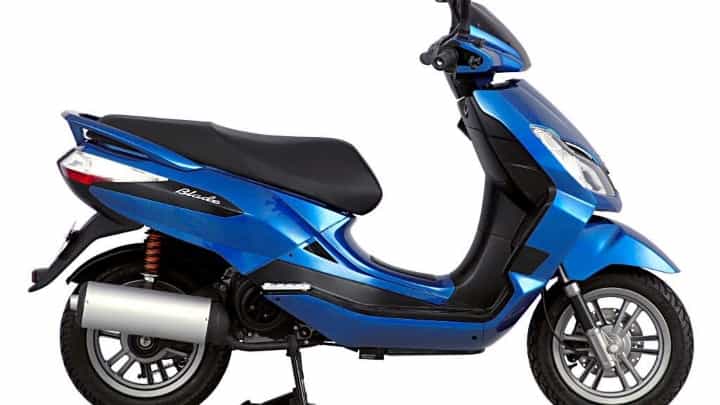 Bajaj Blade Trademark Name Patent Filed; Is It A New E-Scooter Or Bike? Bajaj Blade Trademark Name Patent Filed; Is It A New E-Scooter Or Bike?
