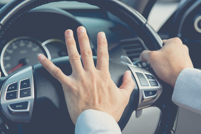 horn honking Driving In Hills