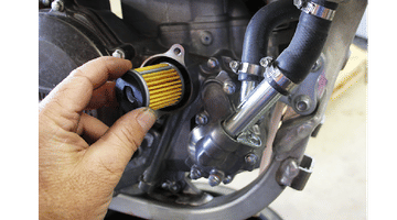 Here's How You Can Change Your Motorcycle's Engine Oil At Home