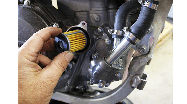 Motorcycle's Engine Oil 
