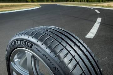 Michelin Pilot Sport 4