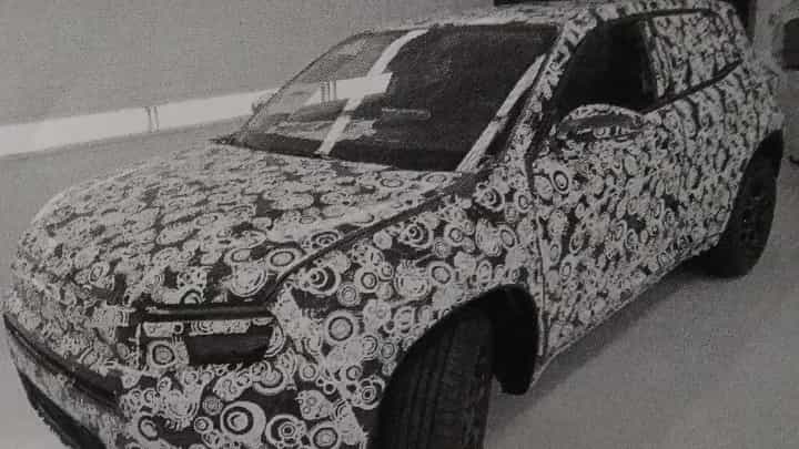 Upcoming Jeep Compact SUV Spied For The First Time - Rivals Creta, Seltos, Astor Upcoming Jeep Compact SUV Spied For The First Time - Rivals Creta, Seltos, Astor