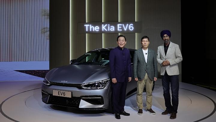 2022 KIA EV6 Debuts In India At Rs 59.95 Lakhs; Deliveries Starting From September