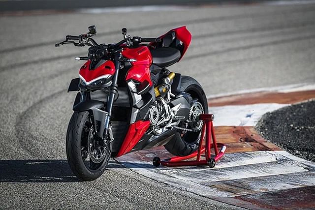Ducati Streetfighter V2