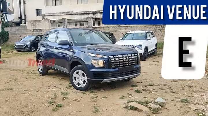 2022 Hyundai Venue Base E Variant Walkaround Video - Here's What It Packs