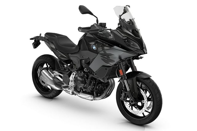 2022 BMW F900 XR