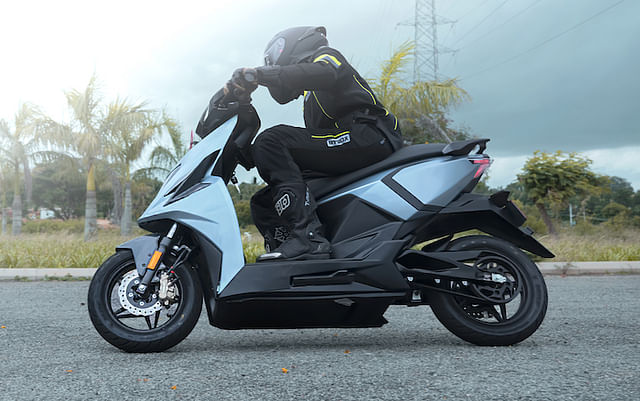 Simple One Electric Scooter Review