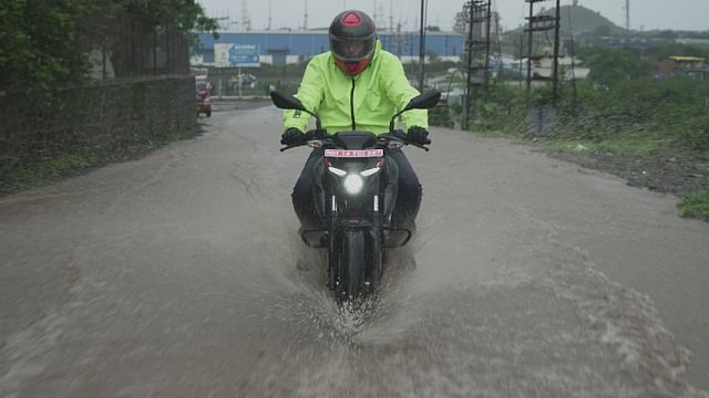 Bajaj Pulsar N160