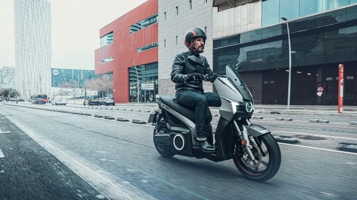 Silence S01 Plus Launched At Rs 6.5 Lakh - Offers 137 Km Range Silence S01 Plus Launched At Rs 6.5 Lakh - Offers 137 Km Range