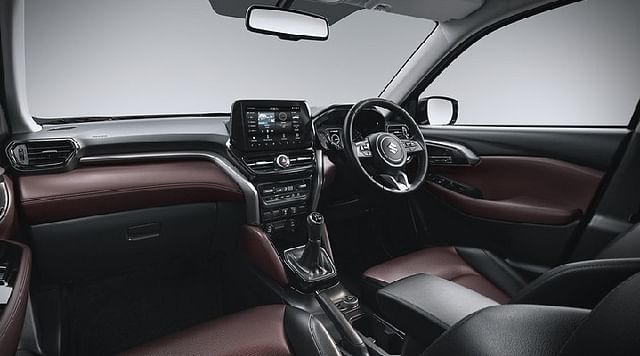 Grand-Vitara-Interior