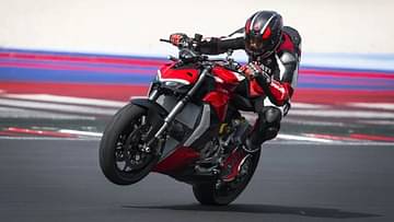 2022 Ducati Streetfighter V2