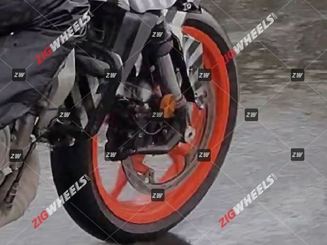 2023 KTM Duke 200