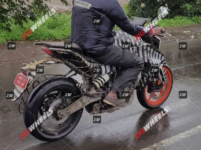 2023 KTM Duke 200