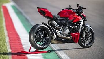 2022 Ducati Streetfighter V2