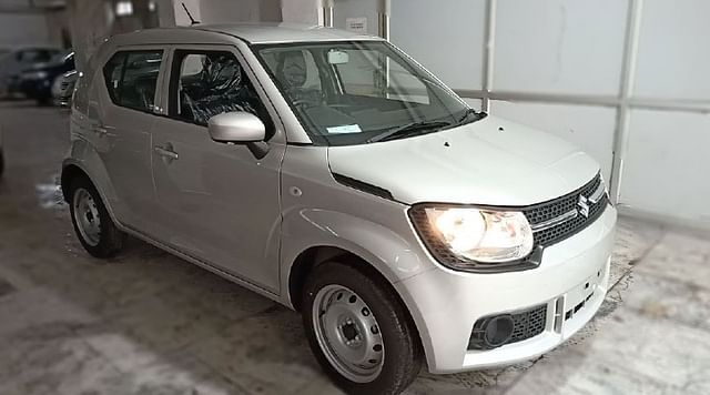 Alto K10 VXI+ vs Maruti Ignis