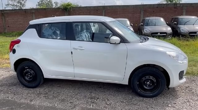 2022 Maruti Swift CNG