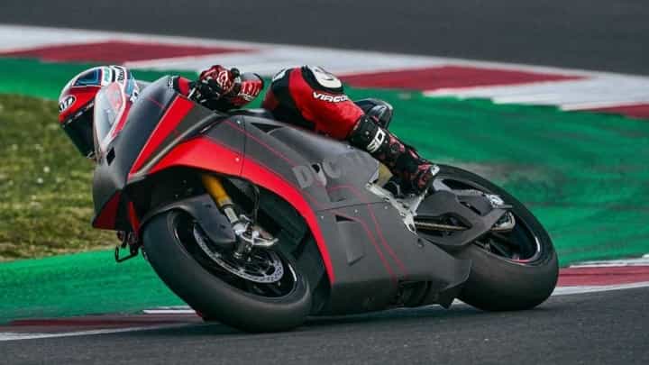 Ducati V21 L Electric Superbike Details Out - Top Speed 274 Kmph Ducati V21 L Electric Superbike Details Out - Top Speed 274 Kmph