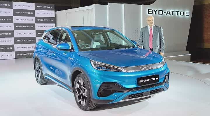 BYD Atto 3 With 521 Km Range Breaks Cover In India - Bookings Open, Deliveries In January 2023 BYD Atto 3 With 521 Km Range Breaks Cover In India - Bookings Open, Deliveries In January 2023