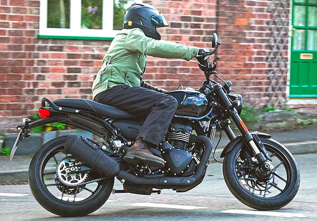 bajaj triumph 350