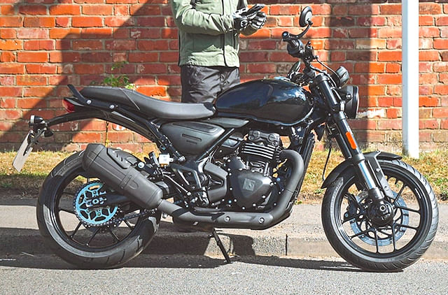 bajaj triumph 350