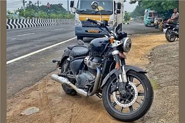 Royal Enfield Super Meteor 650