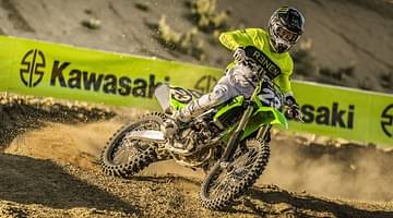 Kawasaki KX250 Action