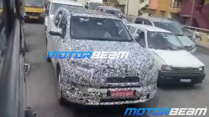 2022 Toyota Innova Hycross Spied With Panoramic Sunroof - It Is Big
