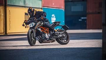 2023 KTM Duke 390