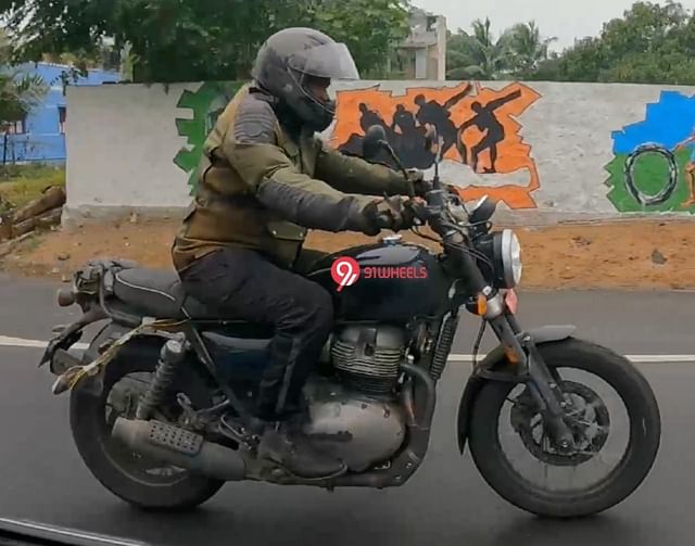 Royal Enfield Scram 650