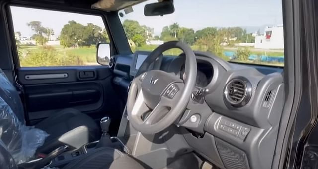 Mahindra Thar 4X4 vs Thar 4X2