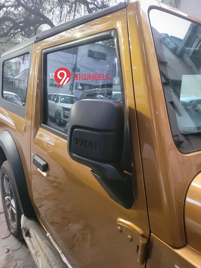 MAHINDRA THAR 4X2